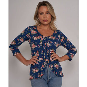 NWT - 3/4 Sleeve Round Neck Overlap Top - Medium